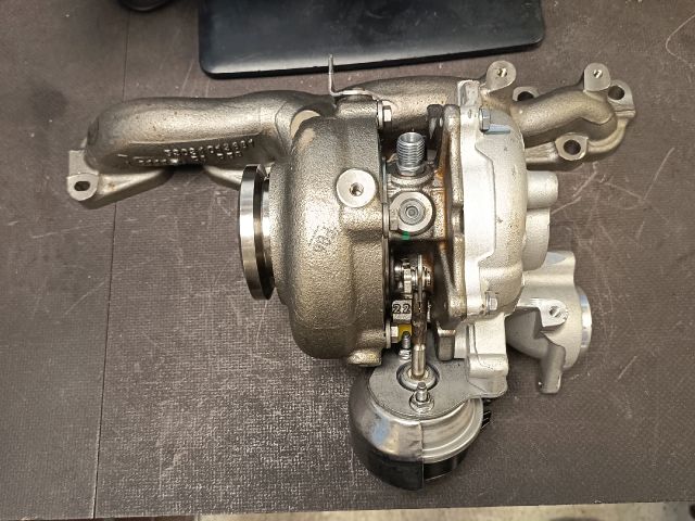 bontott AUDI A6 C7 Turbó