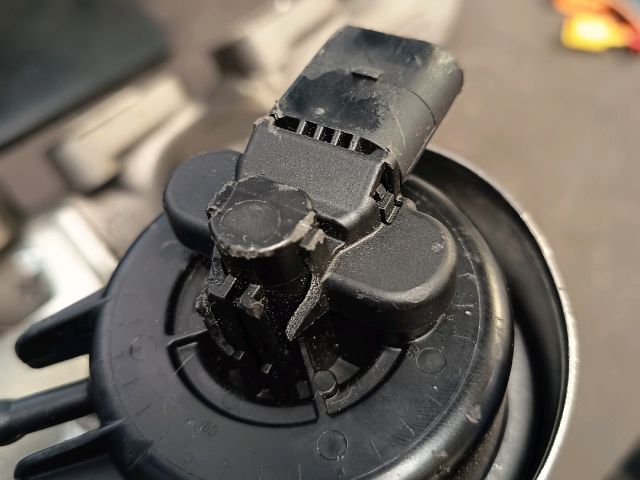 bontott AUDI A6 C7 Turbó