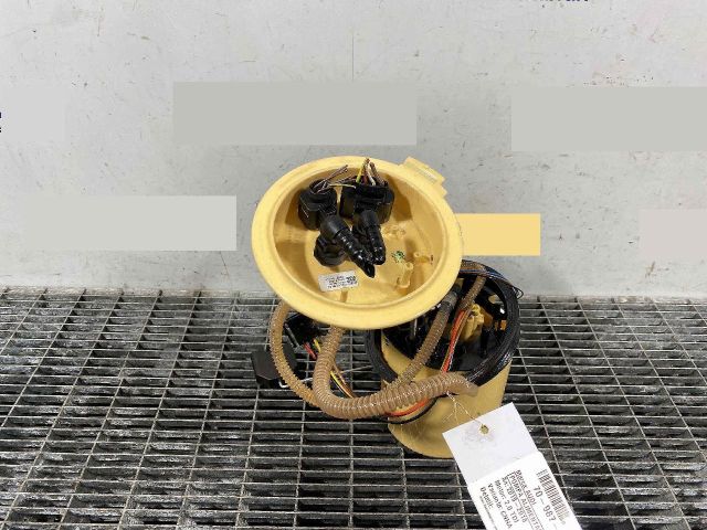 bontott AUDI A6 C7 Üzemanyag Szivattyú