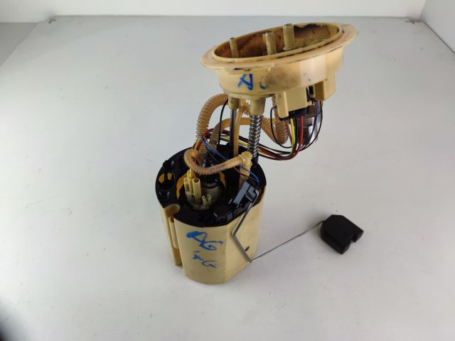 bontott AUDI A6 C7 Üzemanyag Szivattyú