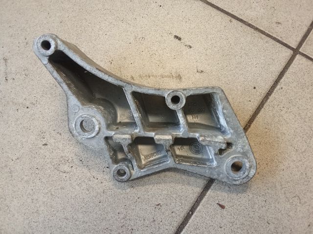 bontott AUDI A6 C7 Váltó Tartó Bak (Pozíciófüggetlen)