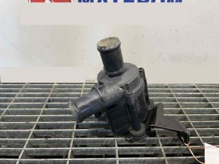 bontott AUDI A6 C7 Vízpumpa