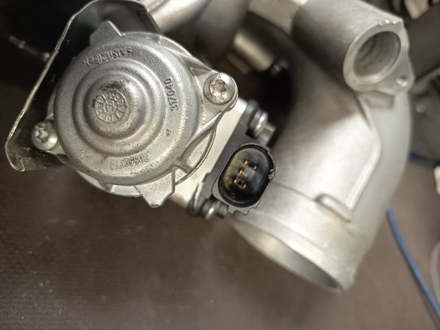 bontott AUDI A6 C7 Turbó