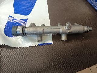 bontott AUDI A6 C7 Közösnyomócső