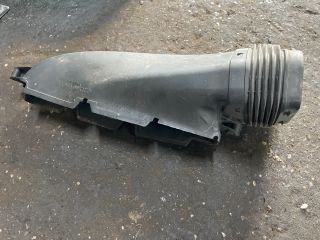 bontott AUDI A6 C7 Légbeömlő Cső