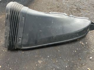 bontott AUDI A6 C7 Légbeömlő Cső