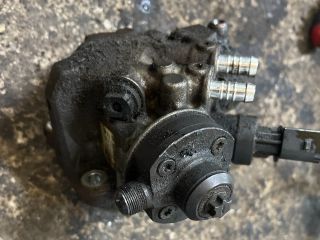 bontott AUDI A6 C7 Nagynyomású Szivattyú