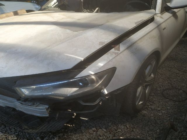 bontott AUDI A6 C7 Bal első Rugó
