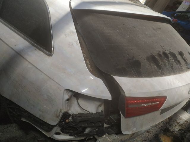 bontott AUDI A6 C7 Bal első Rugó