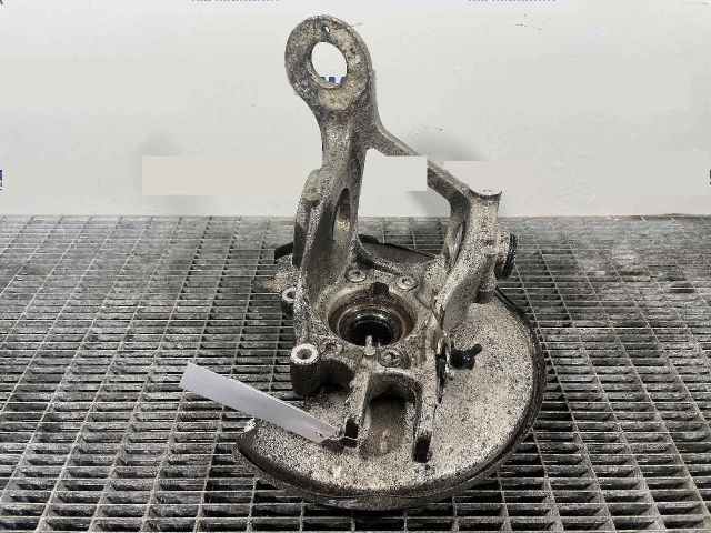 bontott AUDI A6 C7 Bal hátsó Csonkállvány