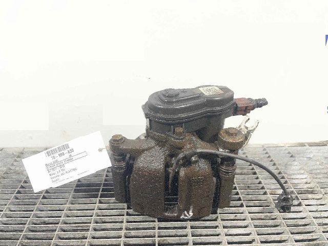 bontott AUDI A6 C7 Bal hátsó Féknyereg Munkahengerrel