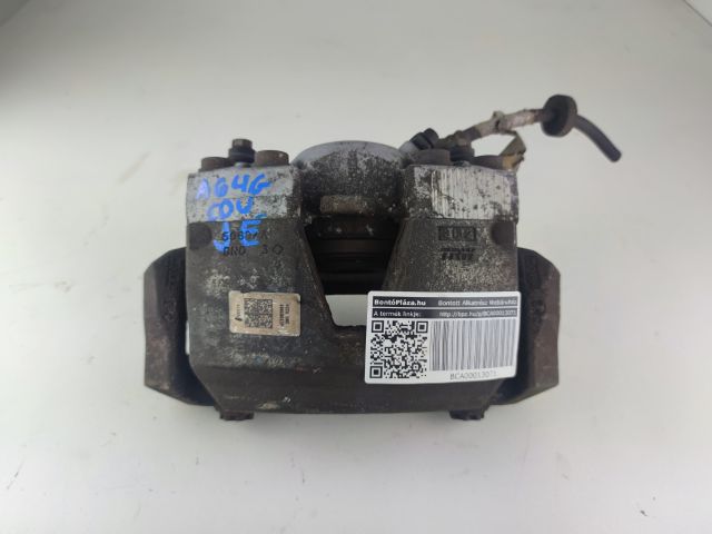 bontott AUDI A6 C7 Jobb első Féknyereg Munkahengerrel