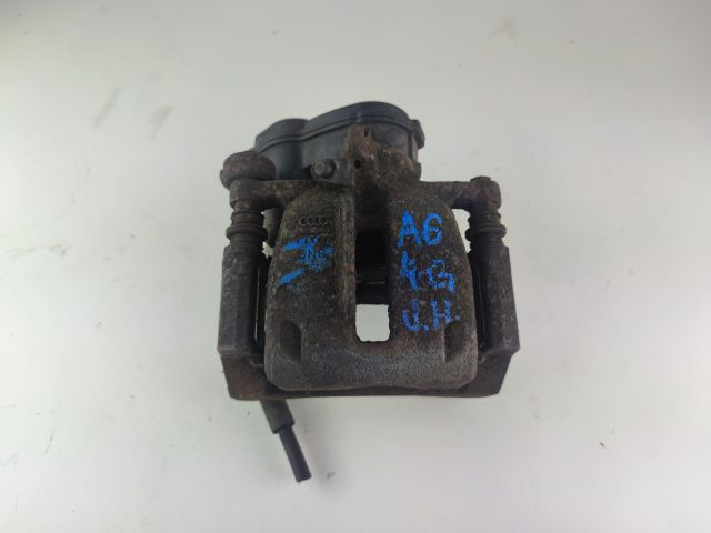 bontott AUDI A6 C7 Jobb hátsó Féknyereg Munkahengerrel