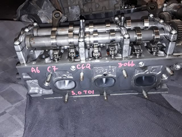 bontott AUDI A6 C7 Jobb Hengerfej (V-Motor/Boxer)