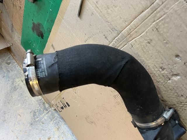 bontott AUDI A6 C7 Turbócső