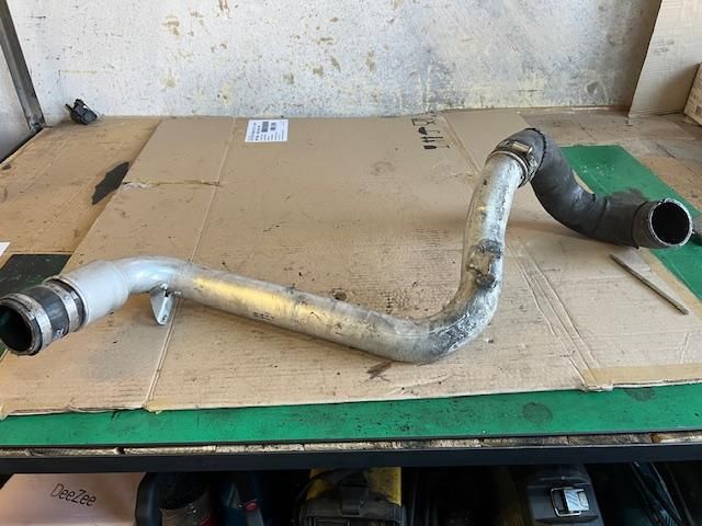 bontott AUDI A6 C7 Turbócső