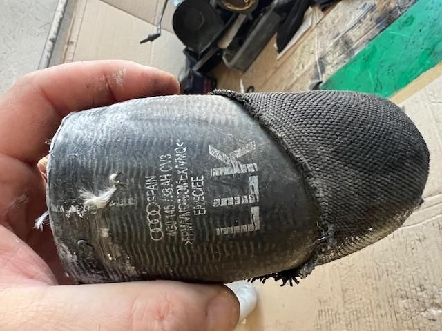 bontott AUDI A6 C7 Turbócső