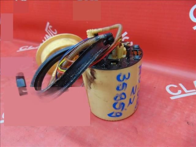 bontott AUDI A6 C7 Üzemanyag Szivattyú