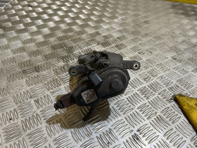 bontott AUDI A6 C7 Bal hátsó Féknyereg Munkahengerrel