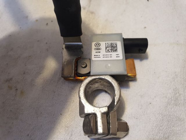 bontott AUDI A6 C7 Akkumulátor Saru Elektronikával