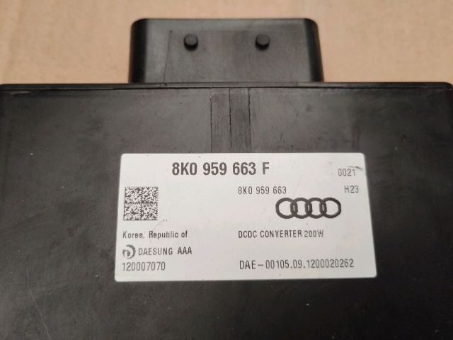 bontott AUDI A6 C7 Akkumulátor Vezérlő Panel