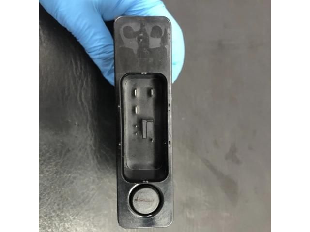 bontott AUDI A6 C7 Akkumulátor Vezérlő Panel