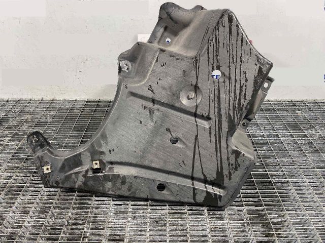 bontott AUDI A6 C7 Alsó Motorburkolat