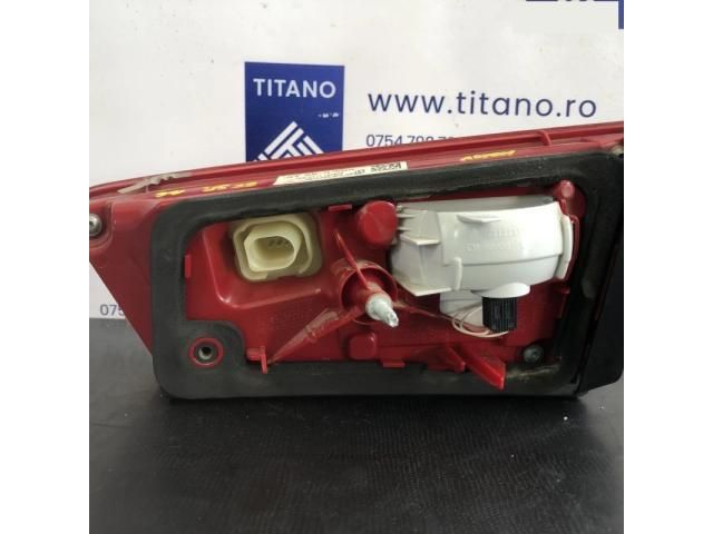 bontott AUDI A6 C7 Bal Belső Hátsó Lámpa