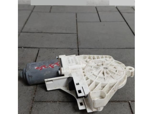 bontott AUDI A6 C7 Bal első Ablakemelő Motor