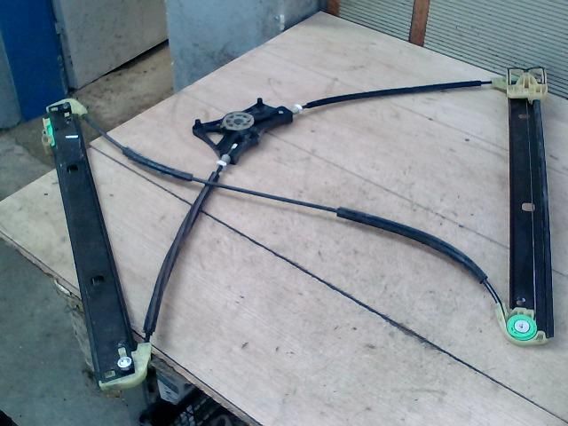 bontott AUDI A6 C7 Bal első Ablakemelő Szerkezet (Elektromos)