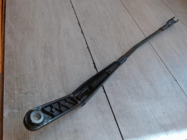 bontott AUDI A6 C7 Bal első Ablaktörlő Kar