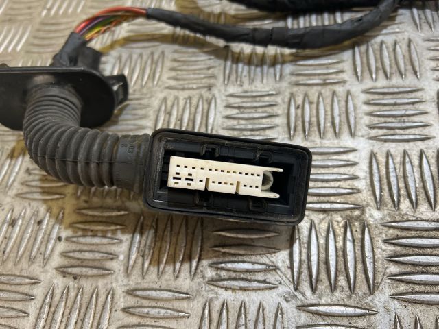 bontott AUDI A6 C7 Bal első Ajtó Kábelköteg