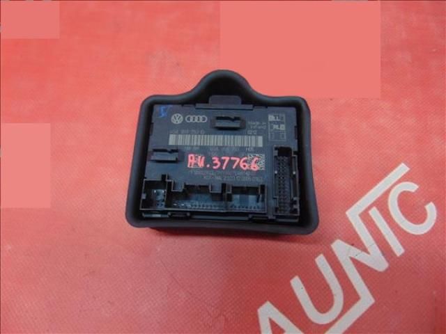 bontott AUDI A6 C7 Bal első Ajtó Vezérlőegység