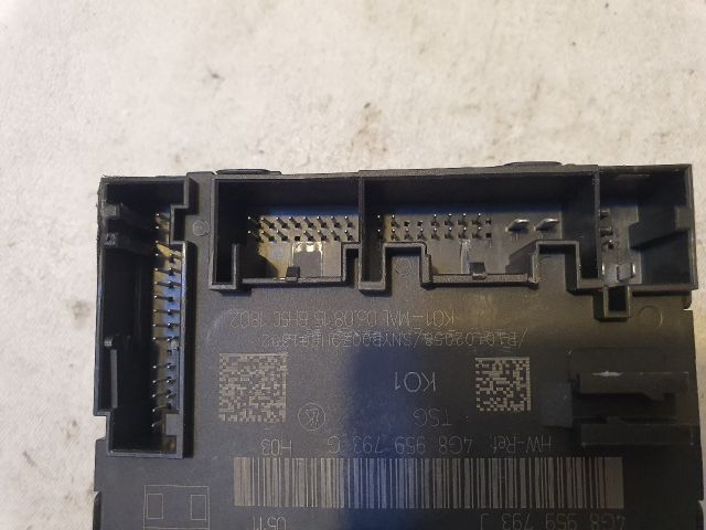 bontott AUDI A6 C7 Bal első Ajtó Vezérlőegység