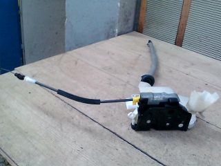 bontott AUDI A6 C7 Bal első Ajtózár