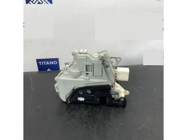 bontott AUDI A6 C7 Bal első Ajtózár