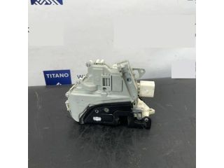 bontott AUDI A6 C7 Bal első Ajtózár