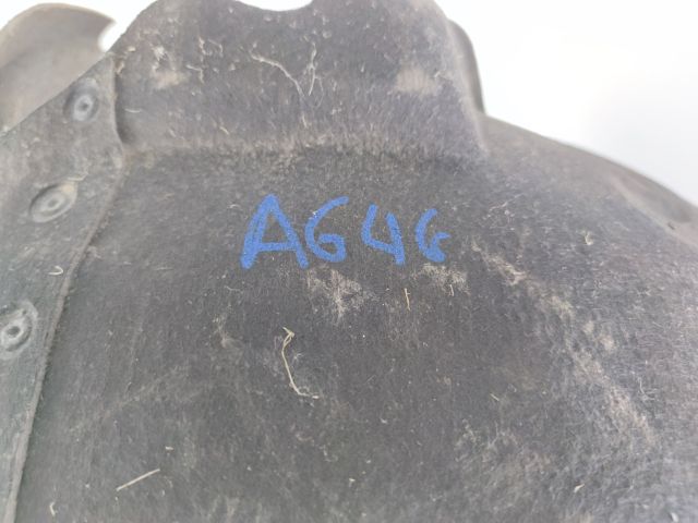 bontott AUDI A6 C7 Bal első Dobbetét (Kerékjárati, Műanyag)