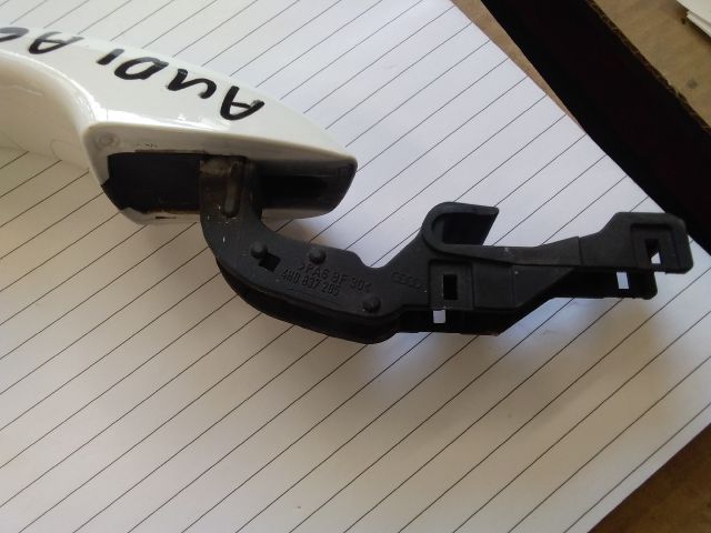 bontott AUDI A6 C7 Bal első Külső Kilincs