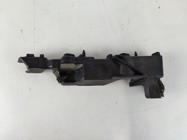 bontott AUDI A6 C7 Bal első Lökhárító Tartó (Műanyag)