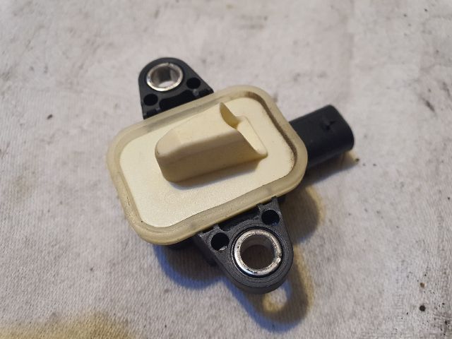 bontott AUDI A6 C7 Bal első Oldal Ütközés Érzékelő