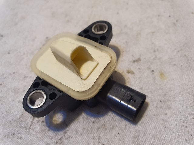 bontott AUDI A6 C7 Bal első Oldal Ütközés Érzékelő