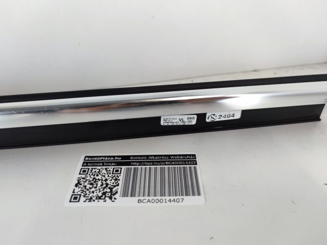 bontott AUDI A6 C7 Bal első Vízlehúzó Gumicsík