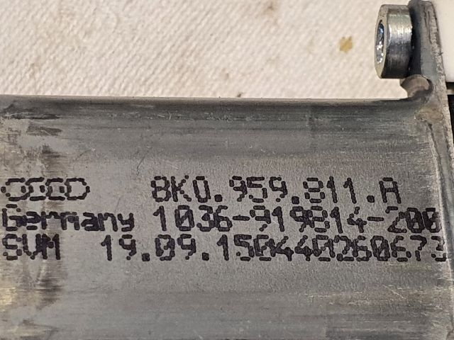 bontott AUDI A6 C7 Bal hátsó Ablakemelő Motor