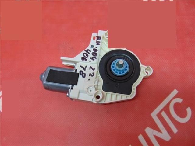 bontott AUDI A6 C7 Bal hátsó Ablakemelő Motor