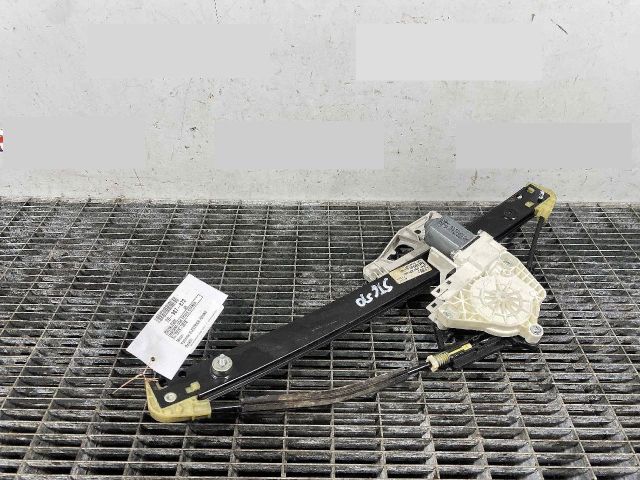 bontott AUDI A6 C7 Bal hátsó Ablakemelő Szerkezet (Elektromos)