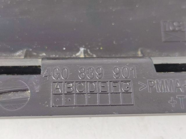 bontott AUDI A6 C7 Bal hátsó Ajtó Díszléc