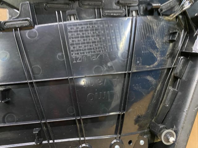 bontott AUDI A6 C7 Bal hátsó Ajtó Kárpit