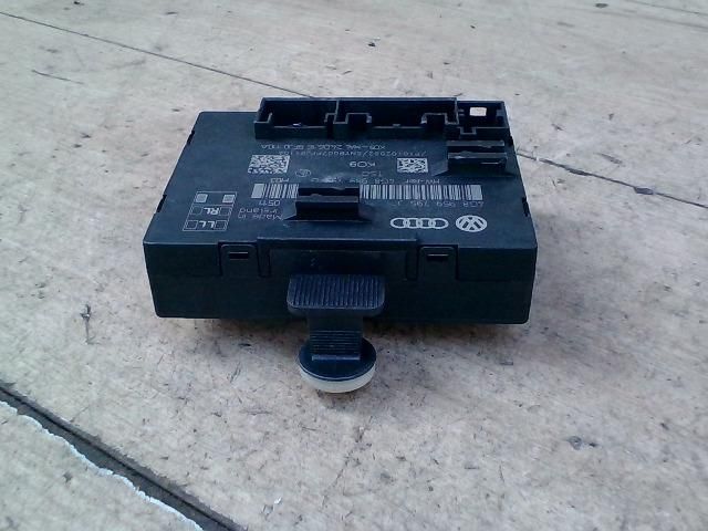 bontott AUDI A6 C7 Bal hátsó Ajtó Vezérlőegység