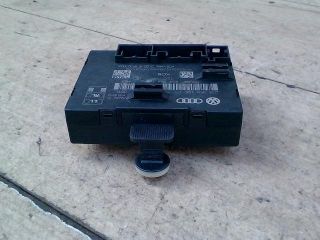 bontott AUDI A6 C7 Bal hátsó Ajtó Vezérlőegység